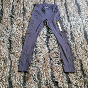 Fabletics Motion 365 size XS leggings